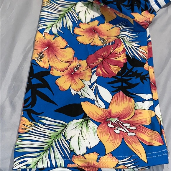 Two- Piece Short Set - Picture 9 of 9